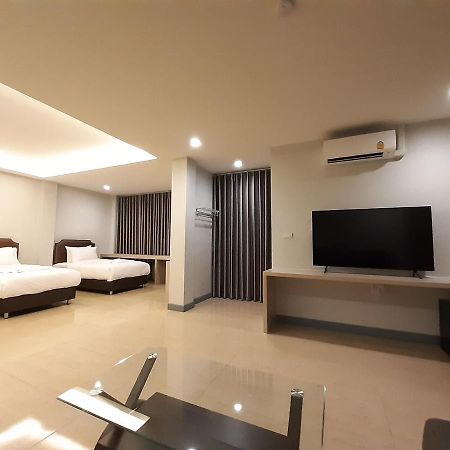 Zleep D Hotel Udonthani Kültér fotó