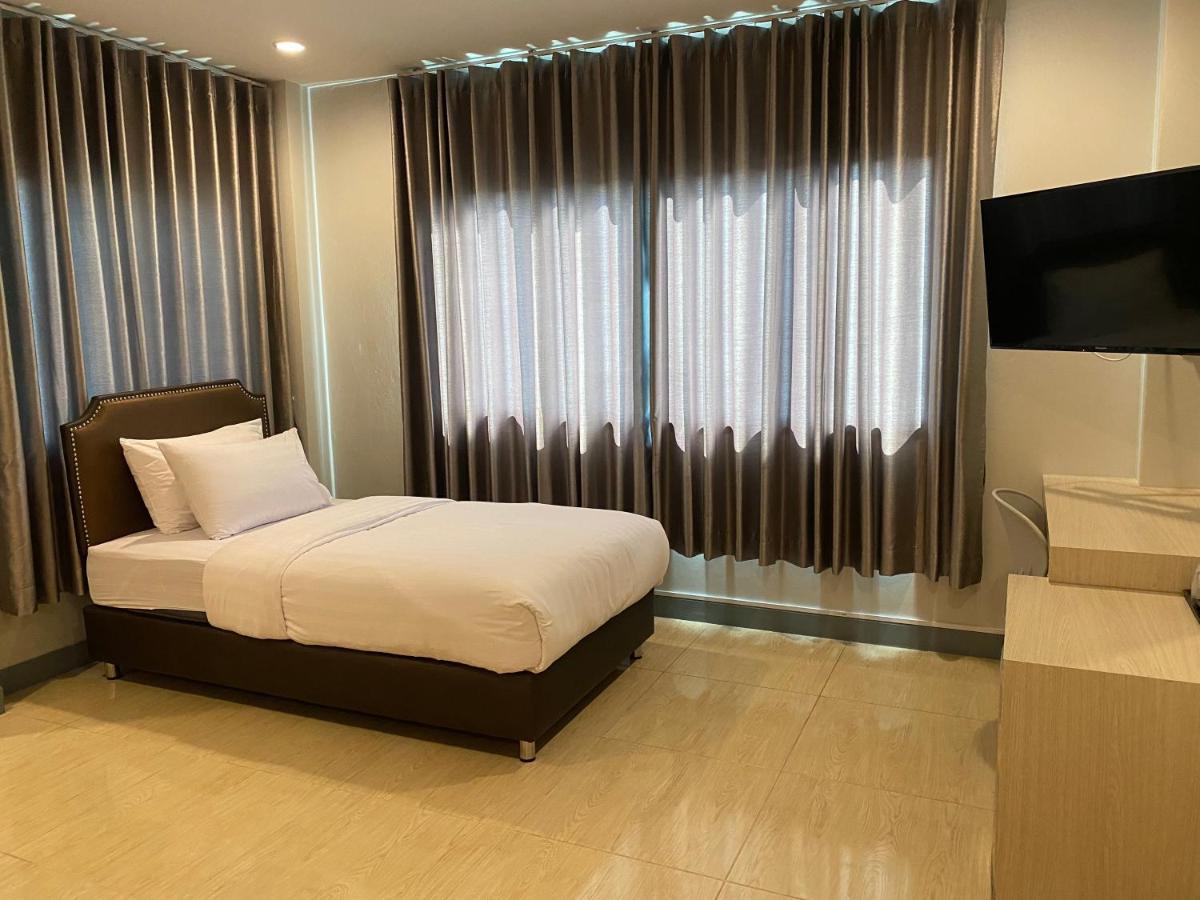 Zleep D Hotel Udonthani Kültér fotó