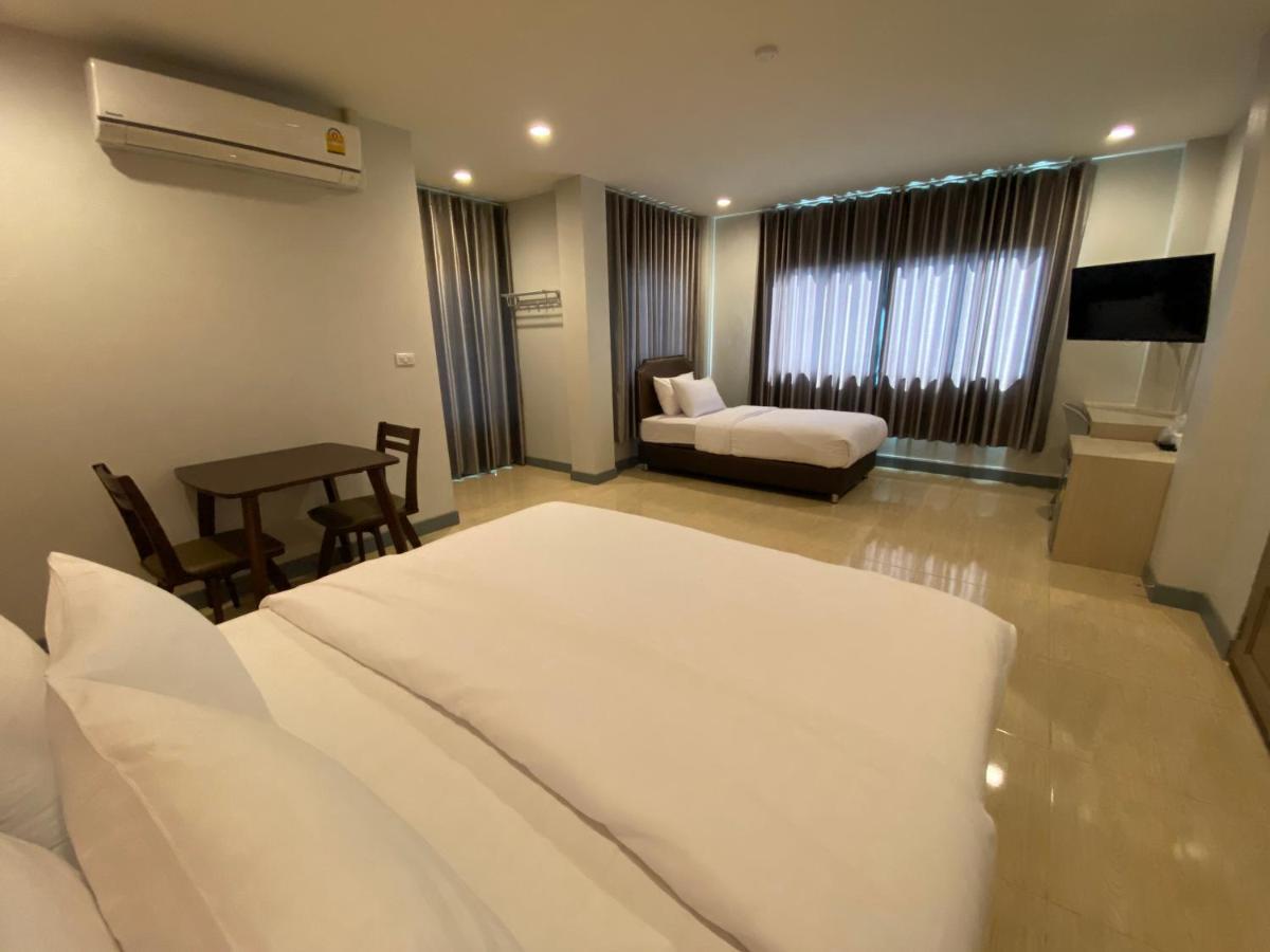 Zleep D Hotel Udonthani Kültér fotó