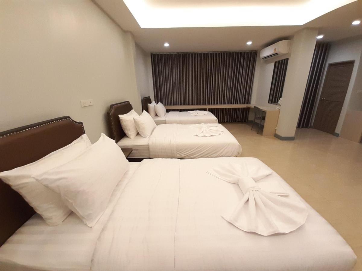 Zleep D Hotel Udonthani Kültér fotó