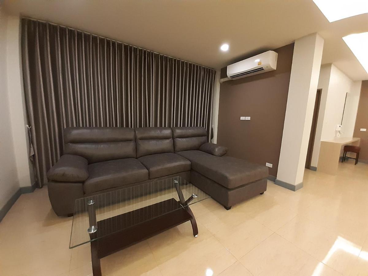 Zleep D Hotel Udonthani Kültér fotó