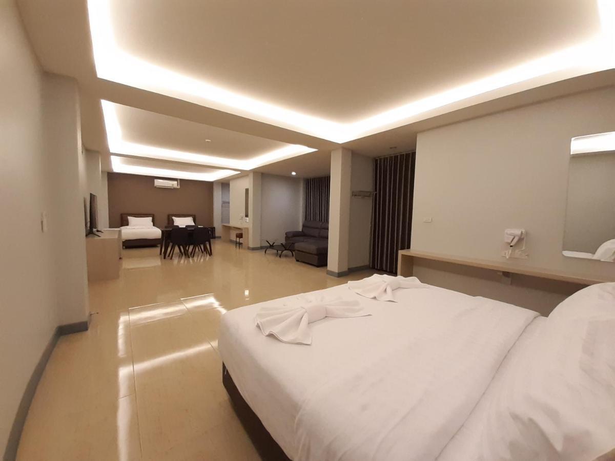 Zleep D Hotel Udonthani Kültér fotó