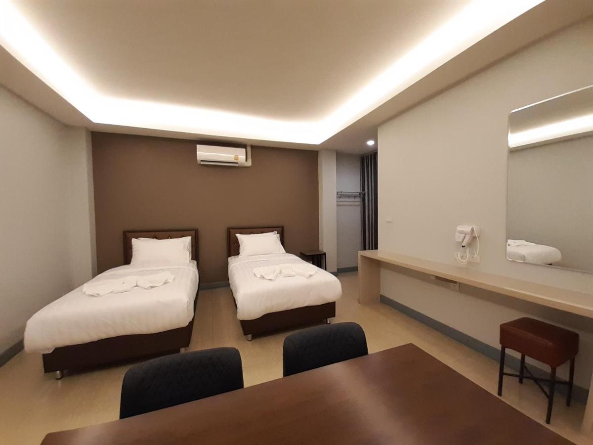 Zleep D Hotel Udonthani Kültér fotó