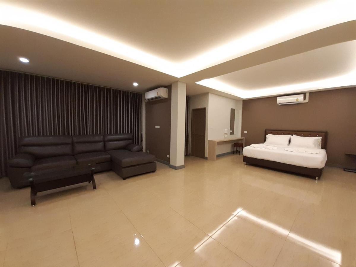 Zleep D Hotel Udonthani Kültér fotó