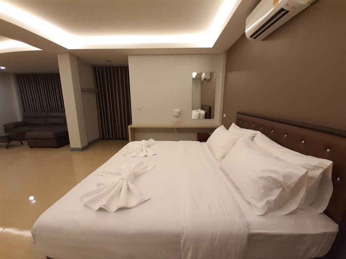 Zleep D Hotel Udonthani Kültér fotó