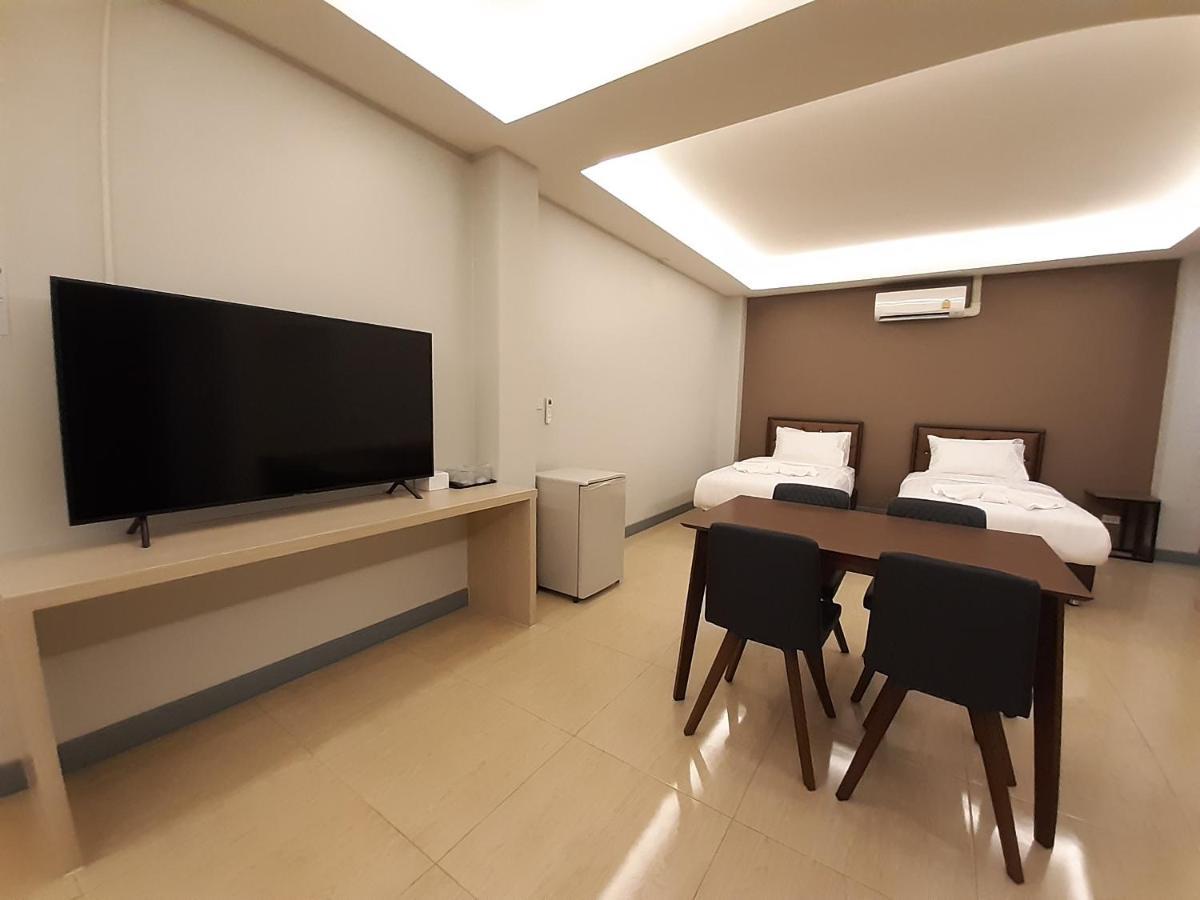 Zleep D Hotel Udonthani Kültér fotó